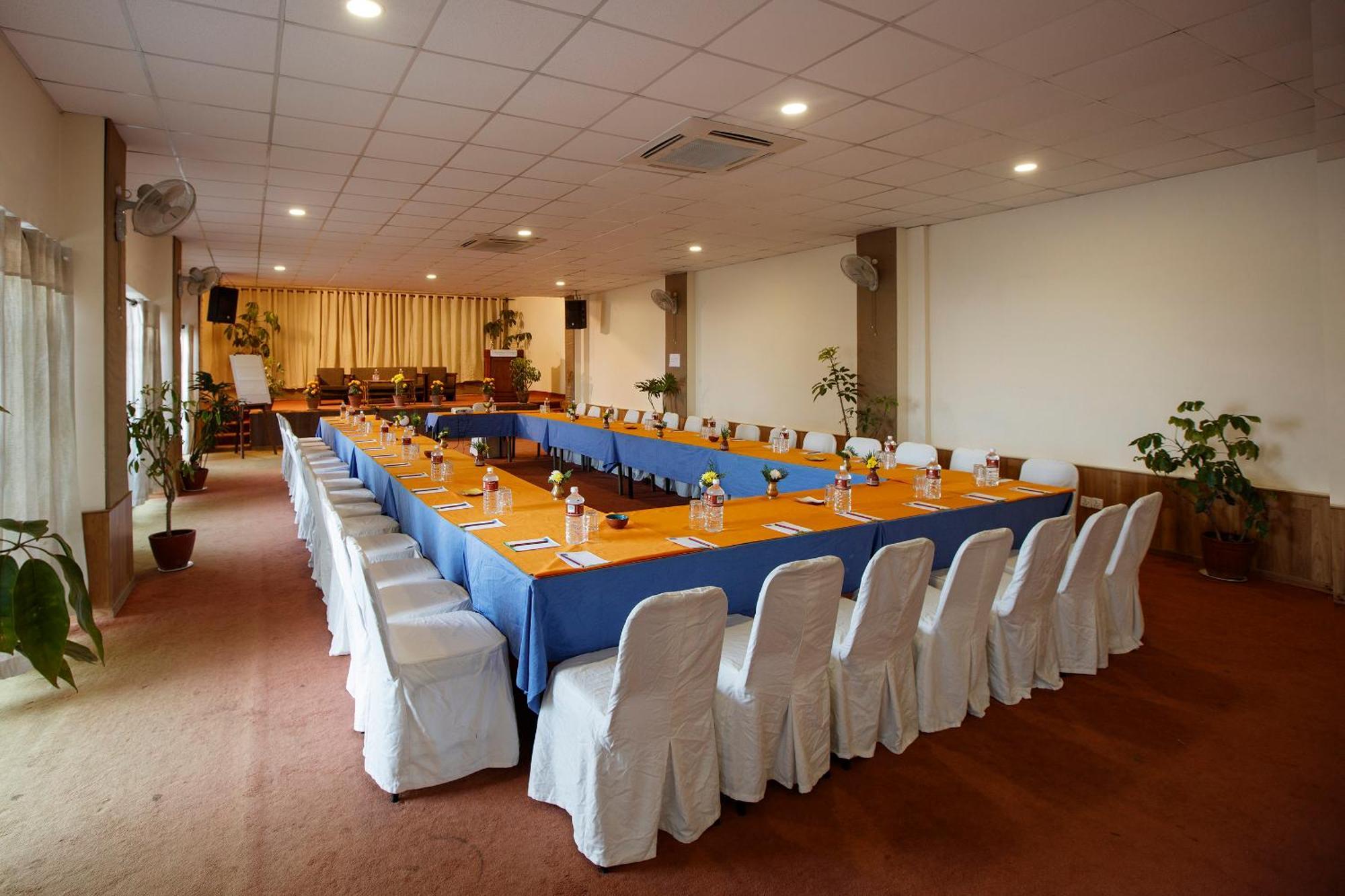 Dhulikhel Lodge Resort Exterior photo