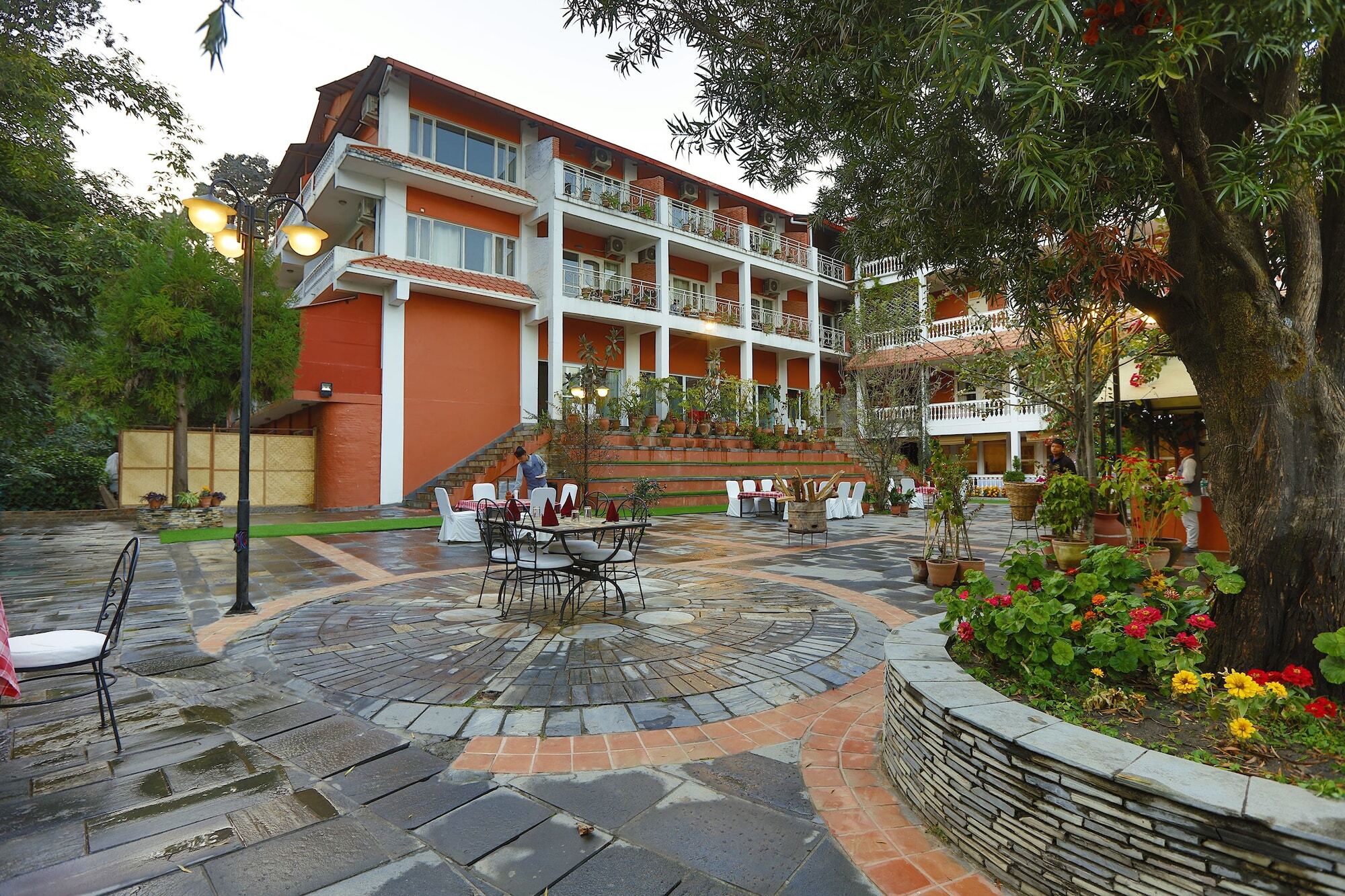 Dhulikhel Lodge Resort Exterior photo